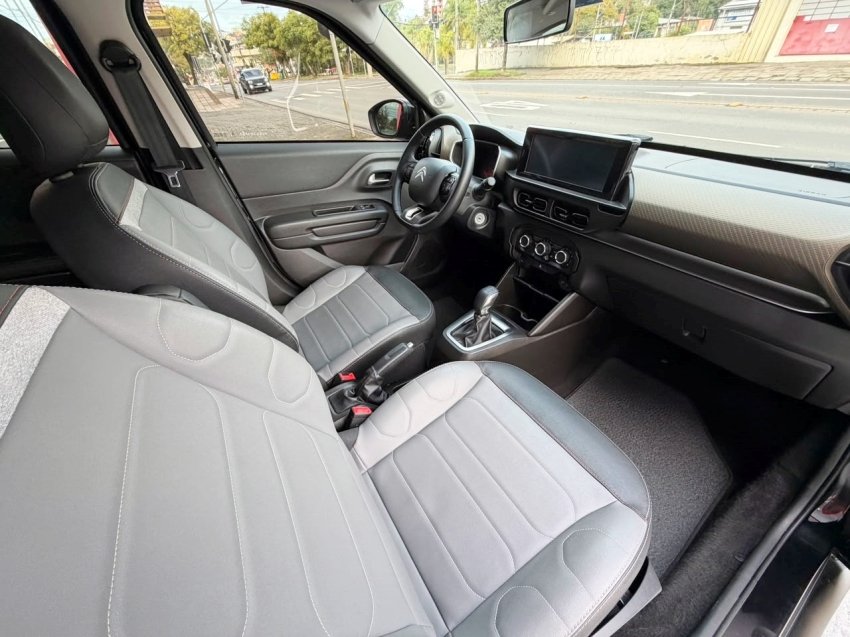 C3 AIRCROSS SHINE INTERNO 02