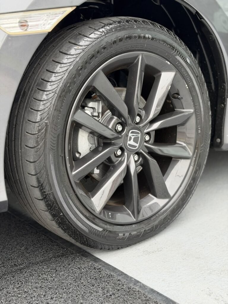 honda-civic-touring-cinza-formula-car-multimarcas-06