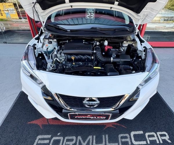 V8